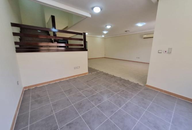 927495 - Property Image 3