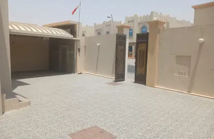 فيلا - 6 غرف نوم - 8 حمامات للايجار في الثمامة - الثمامة - الدوحة