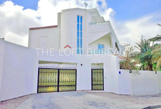 953677 - Property Image 2