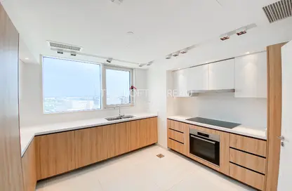 Apartment - 2 Bedrooms - 3 Bathrooms for rent in Gewan Island - The Pearl Island - Doha