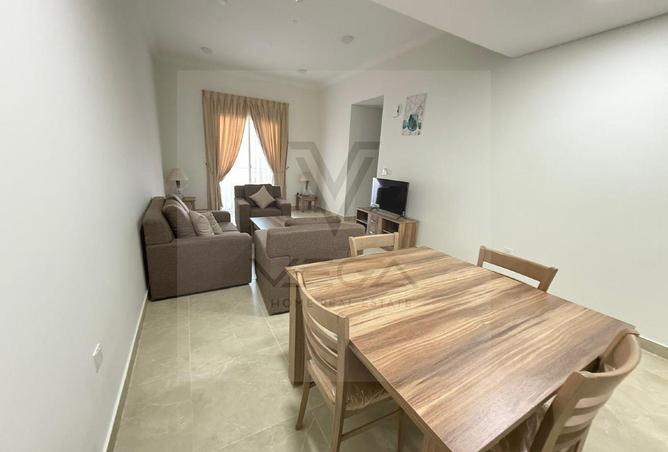 955465 - Property Image 3