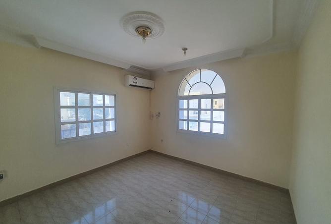 939795 - Property Image 3