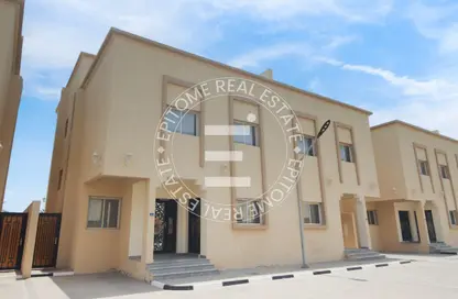 Villa - 6 Bedrooms - 7 Bathrooms for sale in Al Sakhama - Doha