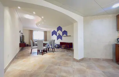 شقة - 2 غرف نوم - 3 حمامات للايجار في شارع النصر - النصر - الدوحة