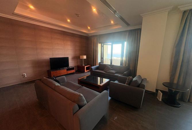 1002408 - Property Image 3