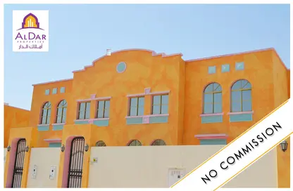 Duplex - 4 Bedrooms - 4 Bathrooms for rent in Ain Khaled Villas - Ain Khaled - Doha
