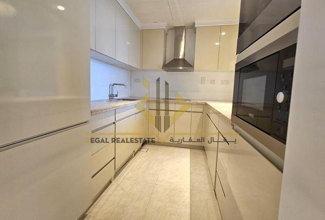 930564 - Property Image 2