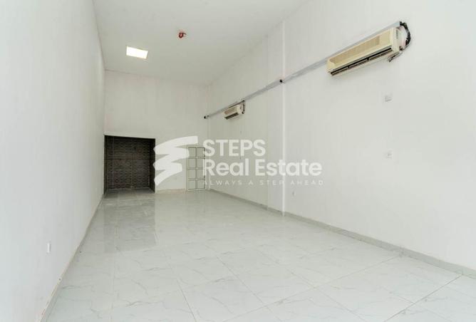 1000713 - Property Image 3