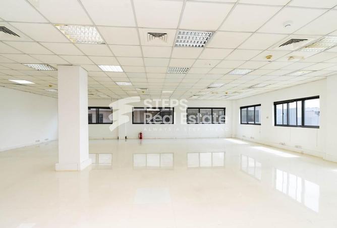 967951 - Property Image 3