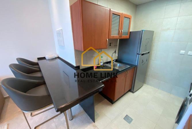 958382 - Property Image 3