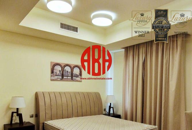 987003 - Property Image 2