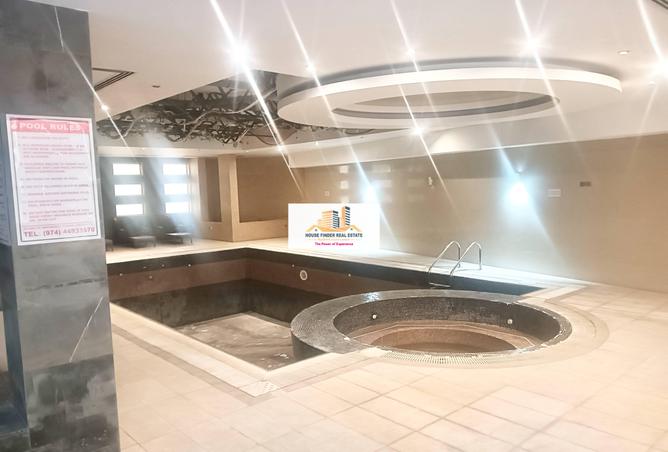 971418 - Property Image 3