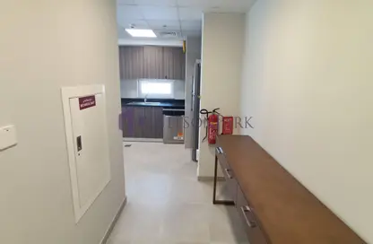 Apartment - 1 Bedroom - 2 Bathrooms for rent in Al Erkyah City - Lusail