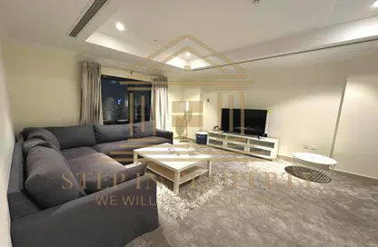 Apartment - 1 Bedroom - 2 Bathrooms for rent in West Porto Drive - Porto Arabia - The Pearl Island - Doha Apartment - 1 Bedroom - 2 Bathrooms for rent in West Porto Drive - Porto Arabia - The Pearl Island - Doha