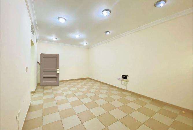 1001327 - Property Main Image