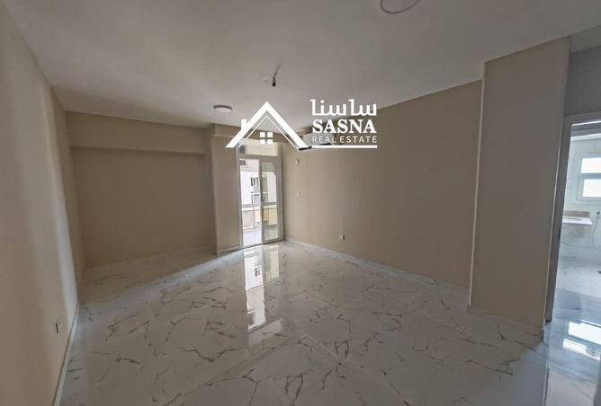 1003484 - Property Image 3