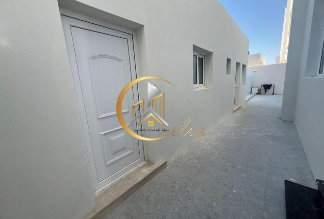951511 - Property Image 2