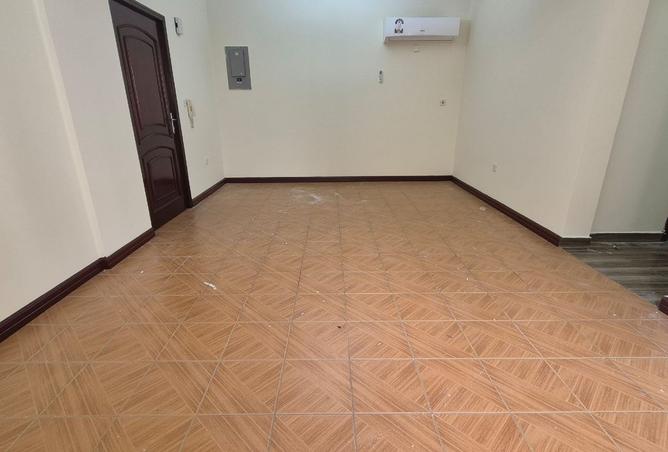 970475 - Property Image 2