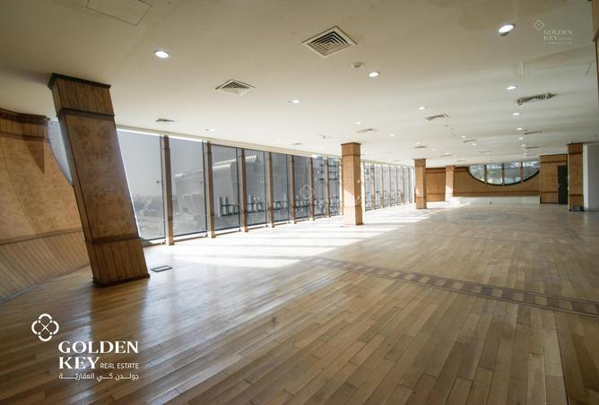 840216 - Property Image 2