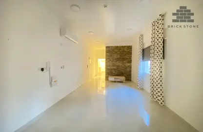 شقة - 2 غرف نوم - 2 حمامات للايجار في سومرست أل منصور - المنصورة - الدوحة