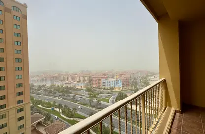 Apartment - 1 Bedroom - 2 Bathrooms for rent in West Porto Drive - Porto Arabia - The Pearl Island - Doha