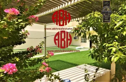 Villa - 4 Bedrooms - 6 Bathrooms for rent in Bu Hamour Street - Abu Hamour - Doha