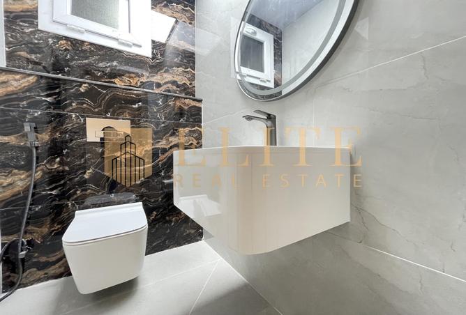 1002758 - Property Image 3