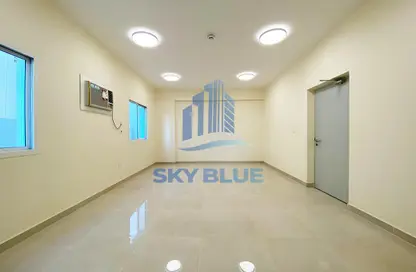 Staff Accommodation - Studio - 7+ Bathrooms for rent in Umm Salal Ali - Umm Salal Ali - Doha