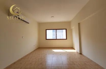 Apartment - 3 Bedrooms - 3 Bathrooms for rent in Al Mansoura - Al Mansoura - Doha