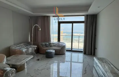 Apartment - 1 Bedroom - 2 Bathrooms for sale in Lusail Marina Heights - Marina District - Lusail