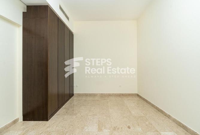 1004785 - Property Image 2