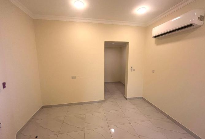 993873 - Property Image 2