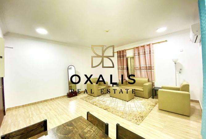946596 - Property Image 2