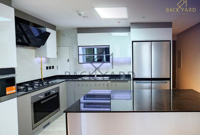 876562 - Property Image 3