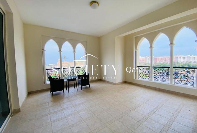 988010 - Property Main Image