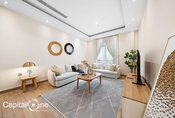 983110 - Property Image 2