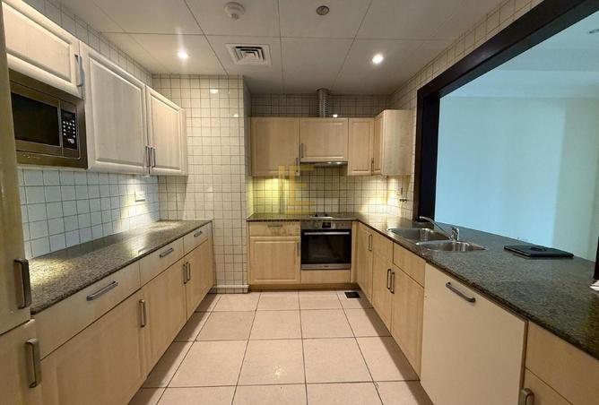 907449 - Property Image 2