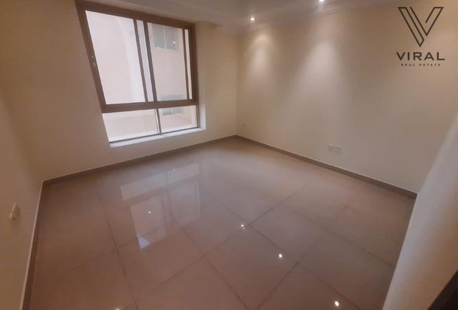 876025 - Property Image 2
