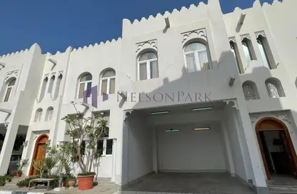 Compound - 4 Bedrooms - 5 Bathrooms for rent in West Gate - West Bay Lagoon - Doha