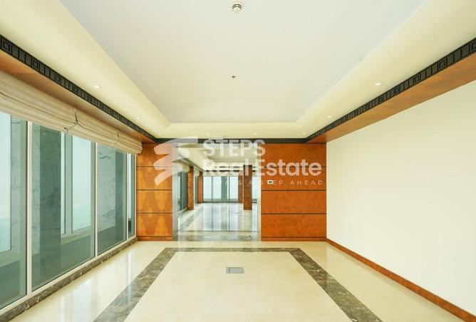 966170 - Property Image 3