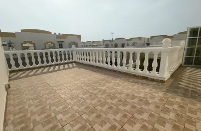 مجمع سكني - 4 غرف نوم - 3 حمامات للايجار في شارع كرلوو - الوعب - الدوحة