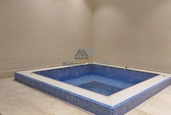 938079 - Property Image 2