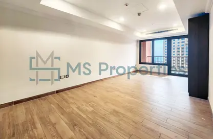 Apartment - 2 Bedrooms - 3 Bathrooms for rent in East Porto Drive - Porto Arabia - The Pearl Island - Doha