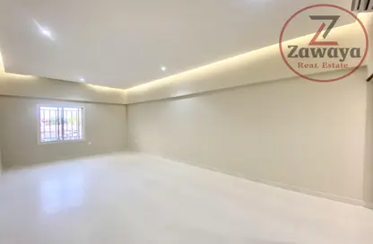 صورة لـ غرفة فارغة شقة - 2 غرف نوم - 2 حمامات للايجار في شارع السد - السد - الدوحة ، صورة رقم 1