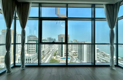 Apartment - 3 Bedrooms - 4 Bathrooms for rent in Marina  25 - Marina District - Lusail