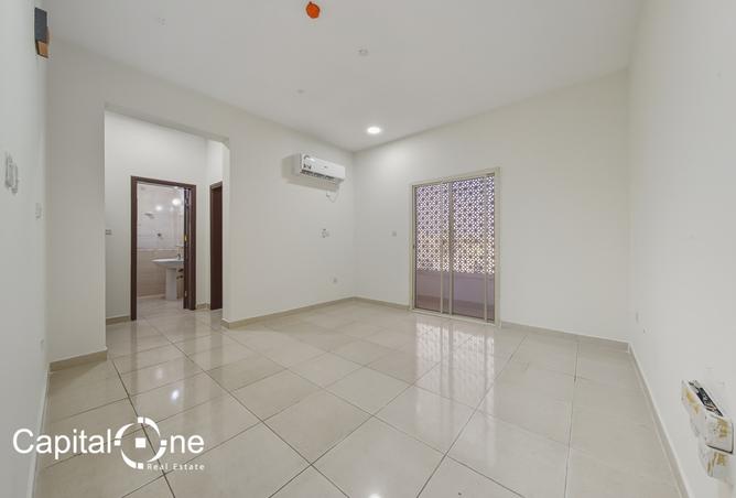 976489 - Property Main Image