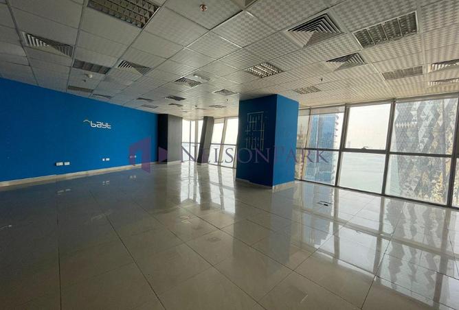 988869 - Property Image 2