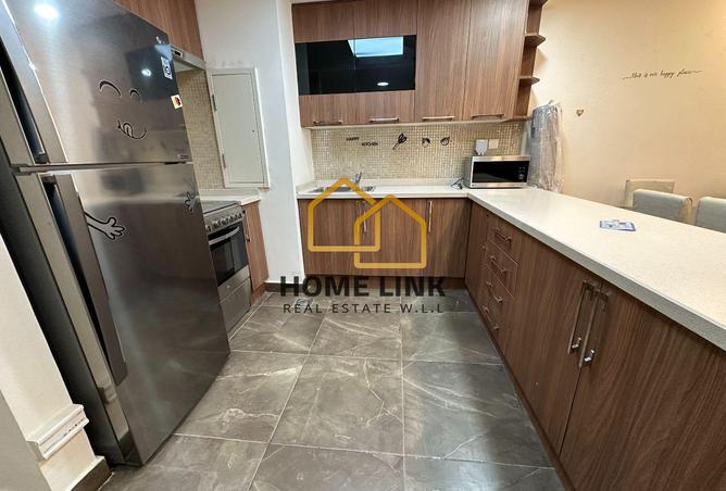 989260 - Property Image 3