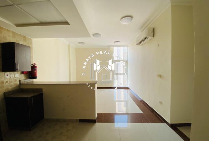 951465 - Property Image 2