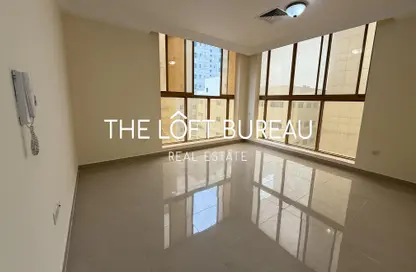 Apartment - 3 Bedrooms - 3 Bathrooms for rent in Al Sadd Road - Al Sadd - Doha